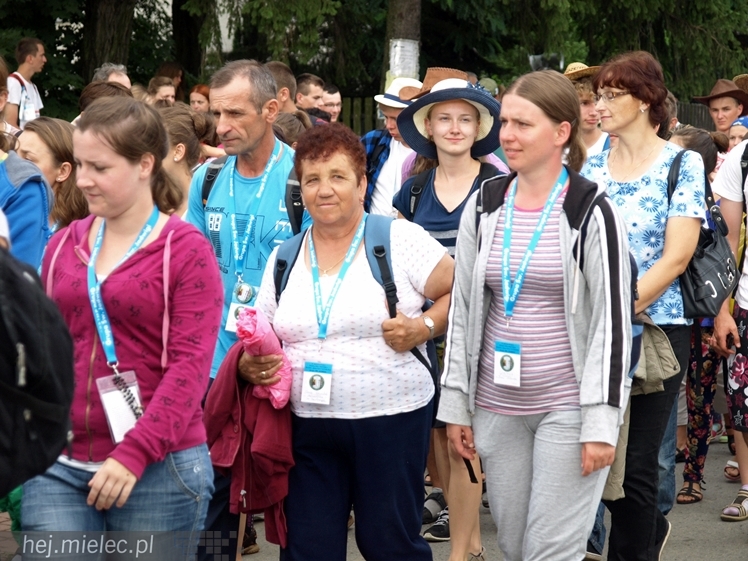 37. Rzeszowska Piesza Pielgrzymka dotarła do Jam. Wierni modlili się za Ojczyznę