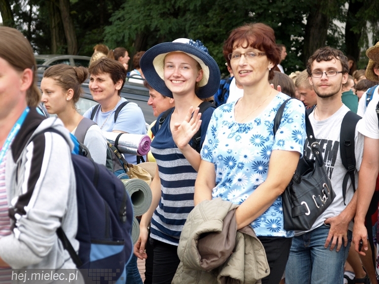 37. Rzeszowska Piesza Pielgrzymka dotarła do Jam. Wierni modlili się za Ojczyznę