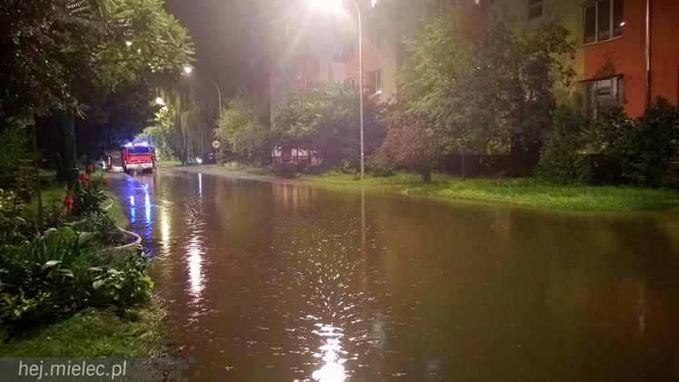 Nawałnica nad regionem i błyskawiczne podtopienia - 7 sierpnia 2014
