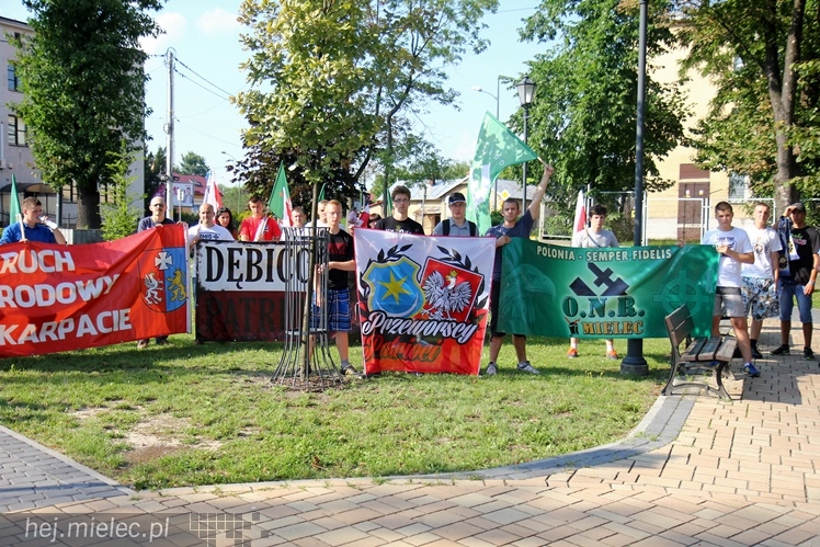 Marsz Pamięci w 150. rocznicę urodzin Romana Dmowskiego