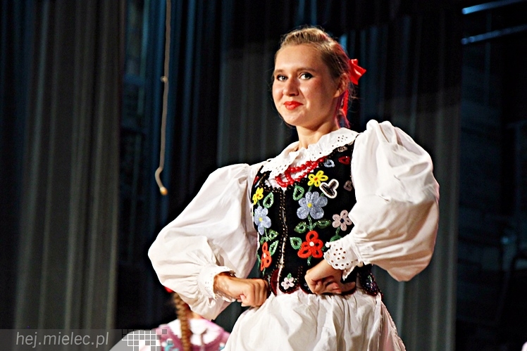 Wakacje z folklorem: koncert francuskiej Mazovii z Saint-Vallier i Rzeszowiaków