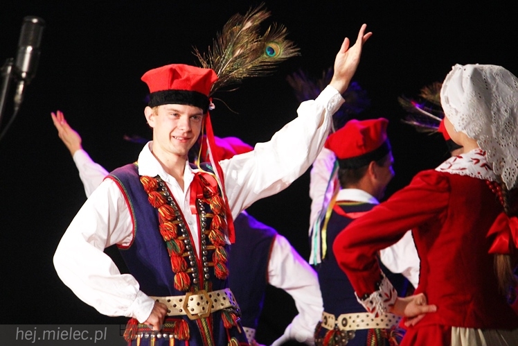 Wakacje z folklorem: koncert francuskiej Mazovii z Saint-Vallier i Rzeszowiaków