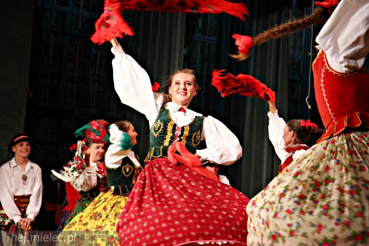 Wakacje z folklorem: koncert francuskiej Mazovii z Saint-Vallier i Rzeszowiaków