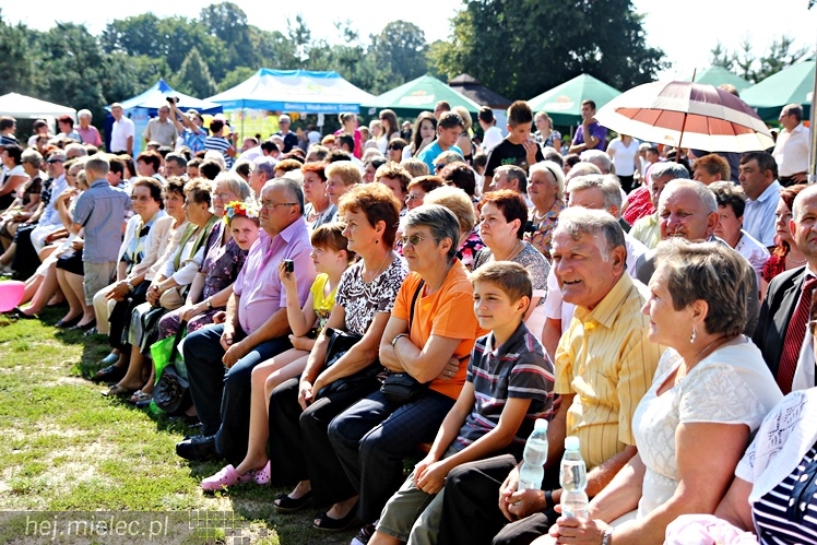 Dożynki Gminy Wadowice Górne i taneczny koncert Don Vasyl Juniora i Cygańskich Gwiazd