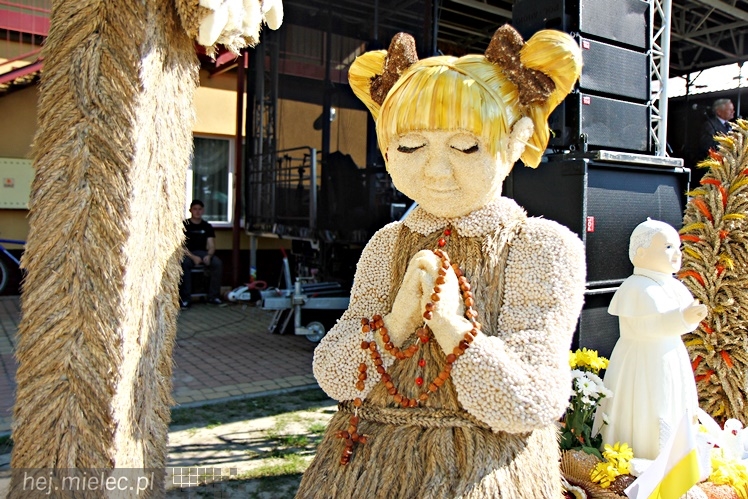 Dożynki Gminy Wadowice Górne i taneczny koncert Don Vasyl Juniora i Cygańskich Gwiazd