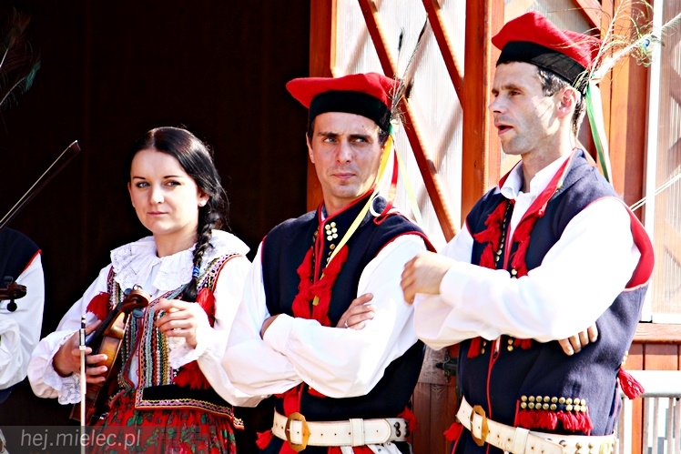 Dożynki Gminy Wadowice Górne i taneczny koncert Don Vasyl Juniora i Cygańskich Gwiazd