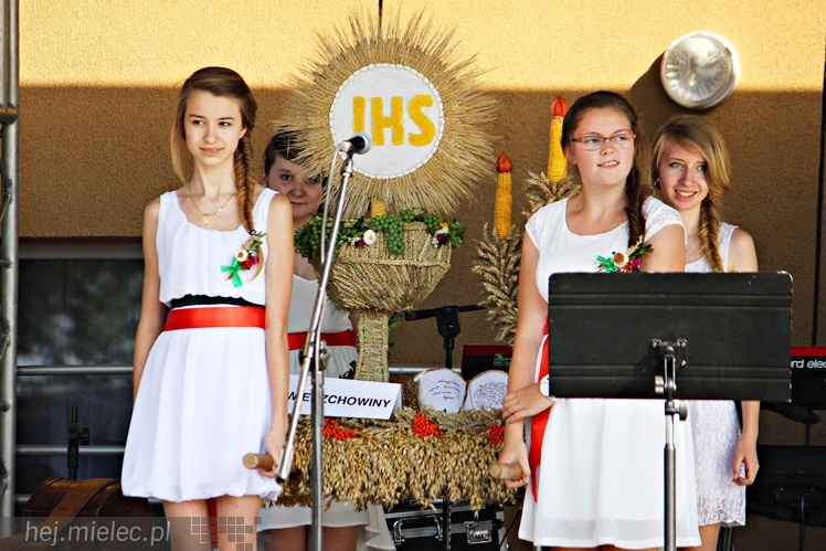 Dożynki Gminy Wadowice Górne i taneczny koncert Don Vasyl Juniora i Cygańskich Gwiazd