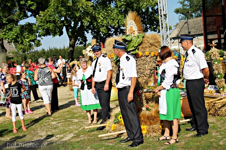 Dożynki Gminy Wadowice Górne i taneczny koncert Don Vasyl Juniora i Cygańskich Gwiazd