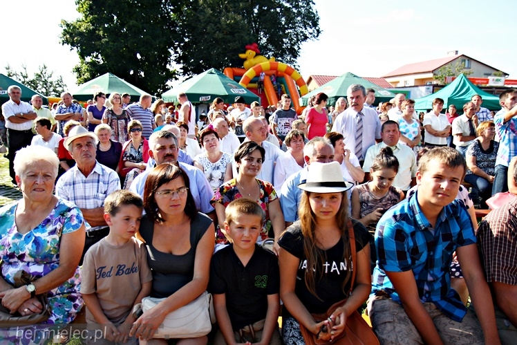 Dożynki Gminy Wadowice Górne i taneczny koncert Don Vasyl Juniora i Cygańskich Gwiazd