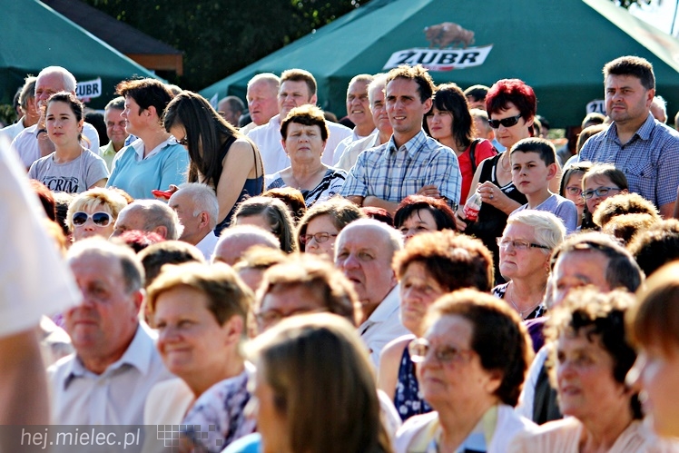 Dożynki Gminy Wadowice Górne i taneczny koncert Don Vasyl Juniora i Cygańskich Gwiazd
