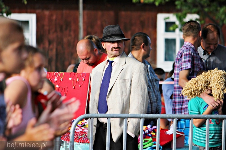 Dożynki Gminy Wadowice Górne i taneczny koncert Don Vasyl Juniora i Cygańskich Gwiazd
