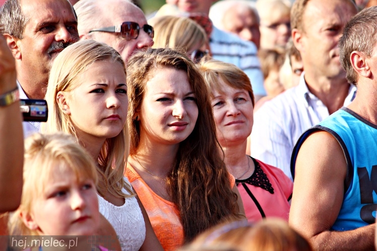 Dożynki Gminy Wadowice Górne i taneczny koncert Don Vasyl Juniora i Cygańskich Gwiazd