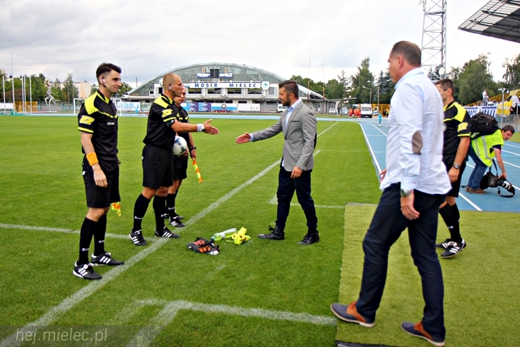 FKS Stal Mielec - MKS Puszcza Niepołomice 0:2