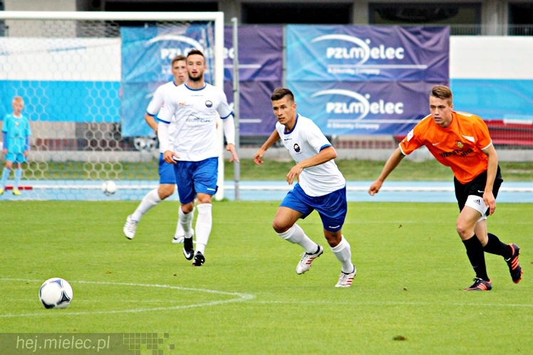 FKS Stal Mielec - MKS Puszcza Niepołomice 0:2