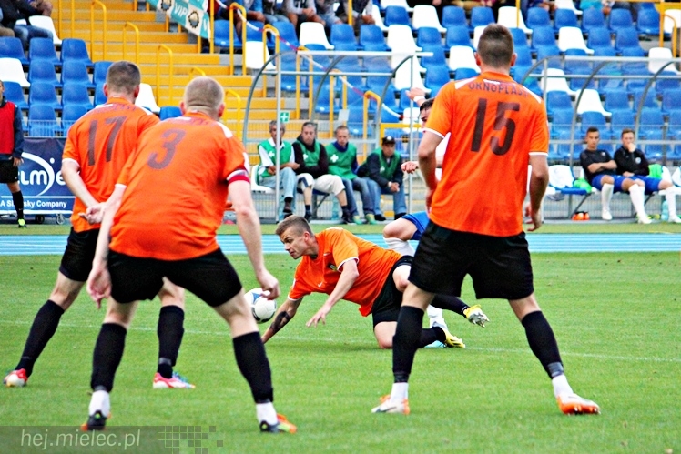FKS Stal Mielec - MKS Puszcza Niepołomice 0:2