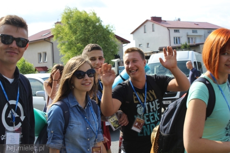 PPT 2014 ruszyła. Pielgrzymi rozpoczęli od uroczystego nabożeństwa w Tarnowie