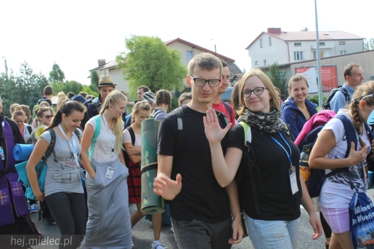 PPT 2014 ruszyła. Pielgrzymi rozpoczęli od uroczystego nabożeństwa w Tarnowie