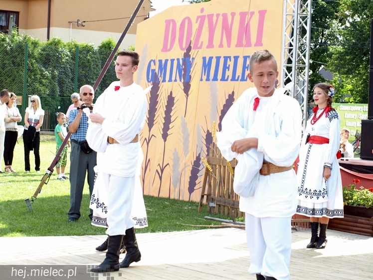 Dożynki Gminy Mielec w Chorzelowie