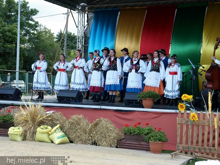 Dożynki Gminy Mielec w Chorzelowie