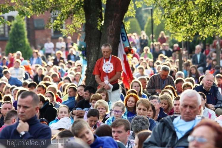 PPT 2014 - dzień II: Msza św. w Zabawie