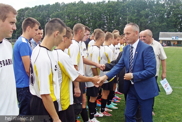 Dwa puchary, osiem bramek - emocjonująca inauguracja sezonu piłkarskiego