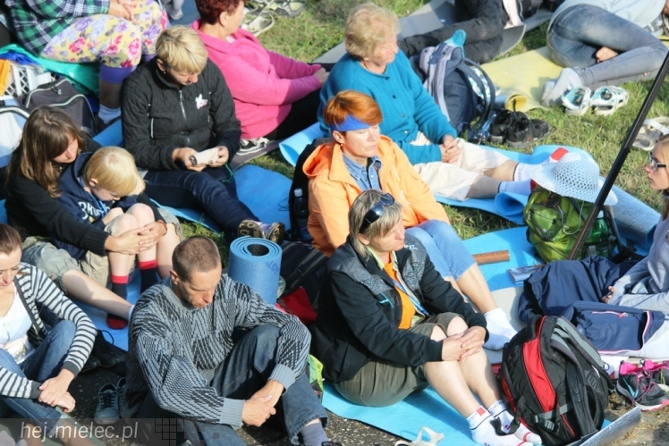 PPT 2014 - dzień VII: Dwa nabożeństwa w Sokolnikach. Pątnicy nocowali w Trzebniowie