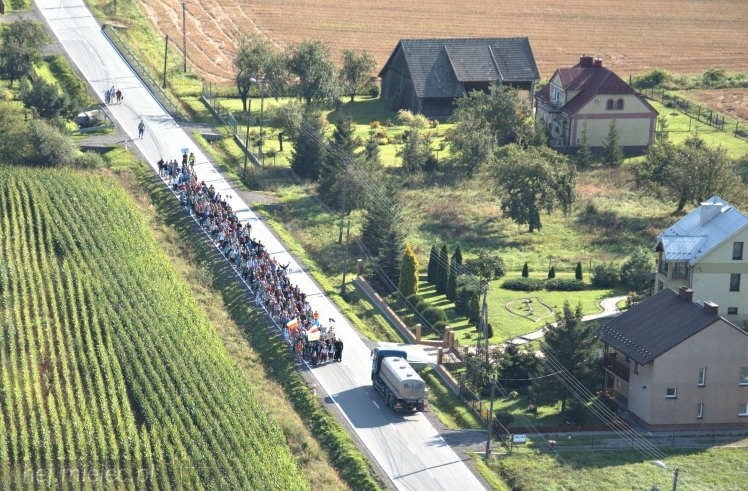 Lotnicze zdjęcia ze szlaku 32. Pieszej Pielgrzymki Tarnowskiej