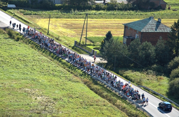 Lotnicze zdjęcia ze szlaku 32. Pieszej Pielgrzymki Tarnowskiej