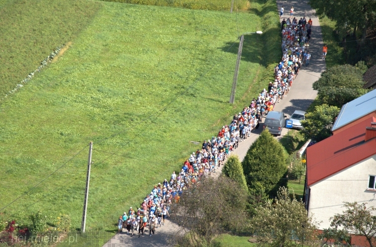 Lotnicze zdjęcia ze szlaku 32. Pieszej Pielgrzymki Tarnowskiej