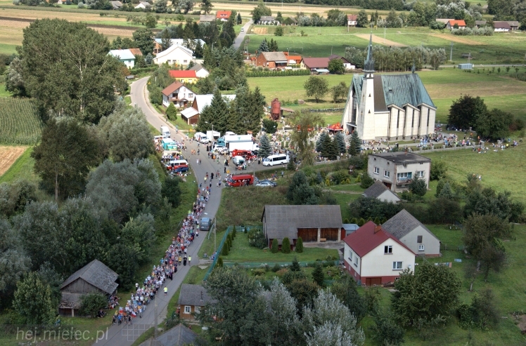Lotnicze zdjęcia ze szlaku 32. Pieszej Pielgrzymki Tarnowskiej