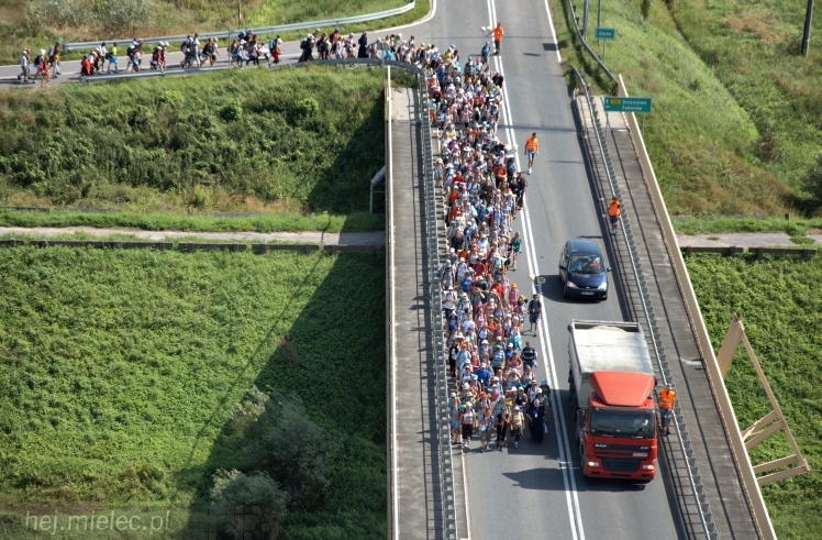 Lotnicze zdjęcia ze szlaku 32. Pieszej Pielgrzymki Tarnowskiej