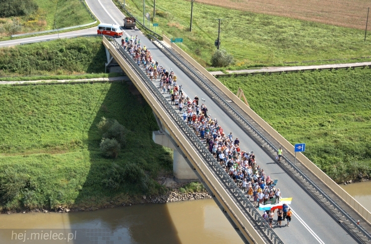 Lotnicze zdjęcia ze szlaku 32. Pieszej Pielgrzymki Tarnowskiej