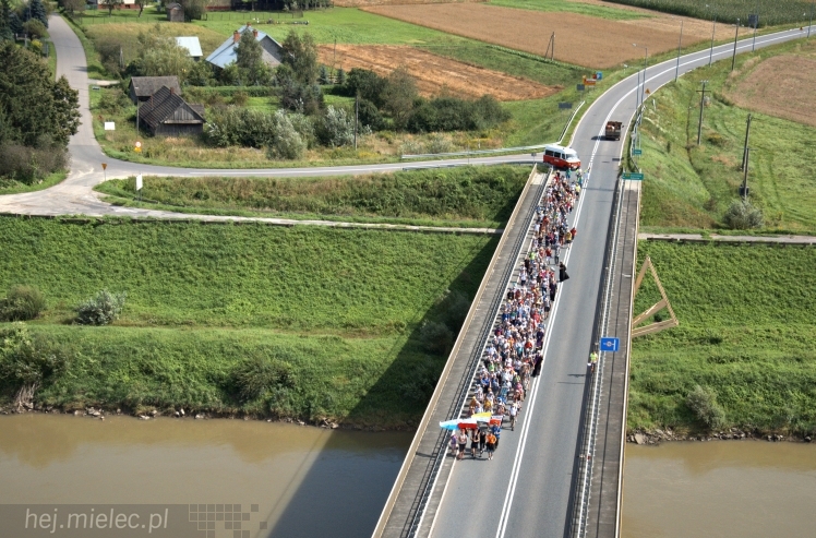 Lotnicze zdjęcia ze szlaku 32. Pieszej Pielgrzymki Tarnowskiej