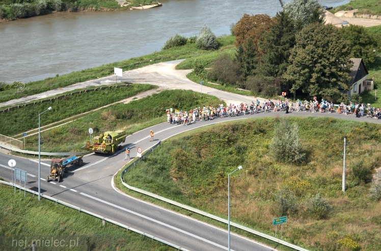 Lotnicze zdjęcia ze szlaku 32. Pieszej Pielgrzymki Tarnowskiej
