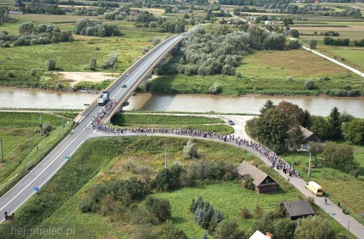 Lotnicze zdjęcia ze szlaku 32. Pieszej Pielgrzymki Tarnowskiej
