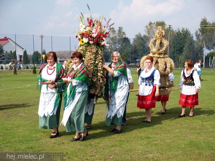 XVIII Podkarpacki Konkurs Wieńca Dożynkowego 2014 - część I