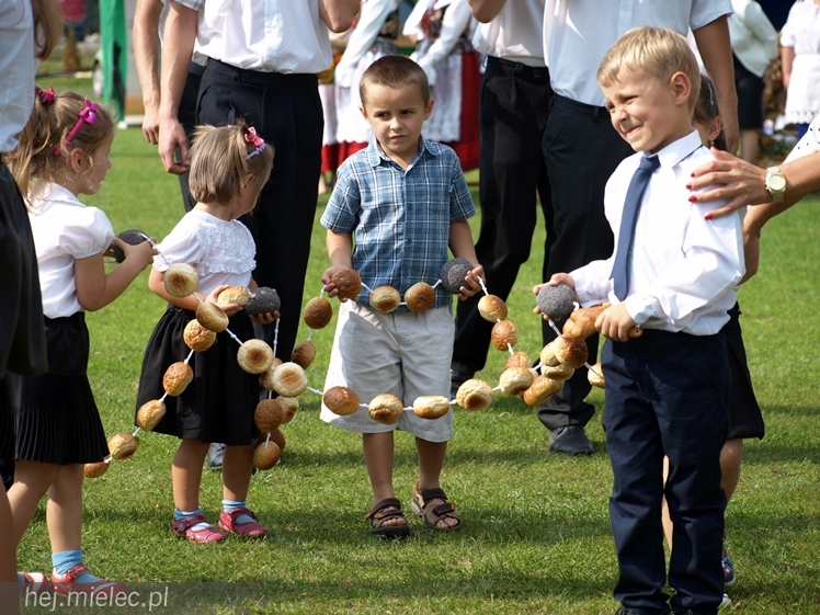 XVIII Podkarpacki Konkurs Wieńca Dożynkowego 2014 - część I