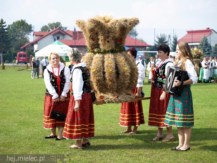 XVIII Podkarpacki Konkurs Wieńca Dożynkowego 2014 - część I