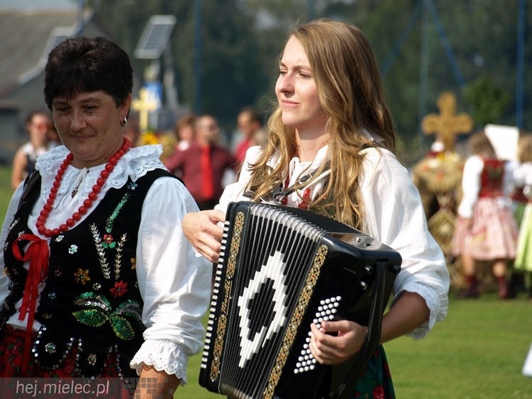 XVIII Podkarpacki Konkurs Wieńca Dożynkowego 2014 - część I