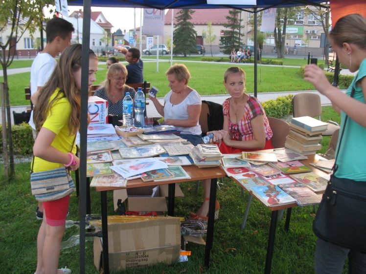 Trylogia Sienkiewicza również na Rynku w Przecławiu. Były występy i męskie szlacheckie stroje