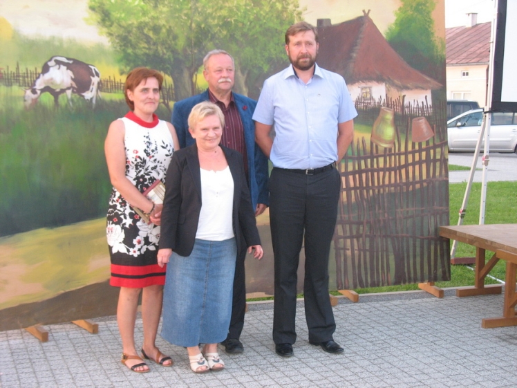 Trylogia Sienkiewicza również na Rynku w Przecławiu. Były występy i męskie szlacheckie stroje