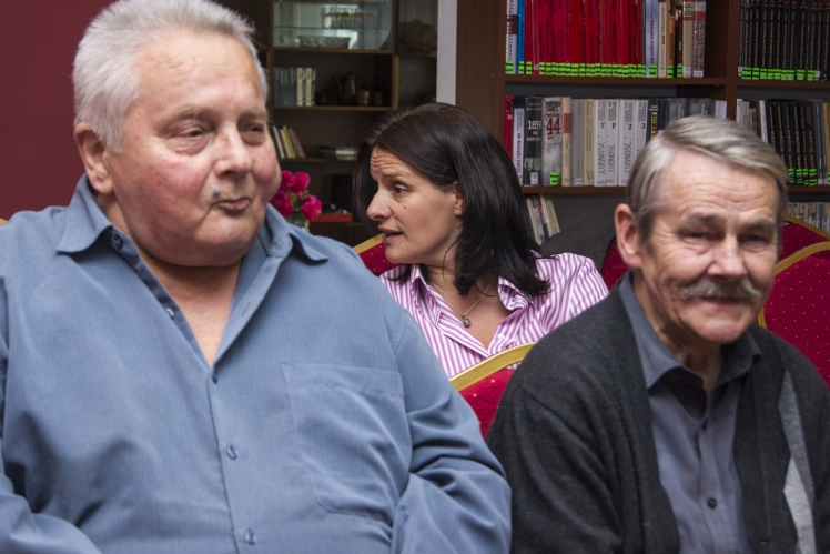 Monika Cichoń ze ?Złotą Różą?. Mielecka poetka nagrodzona w Warszawie