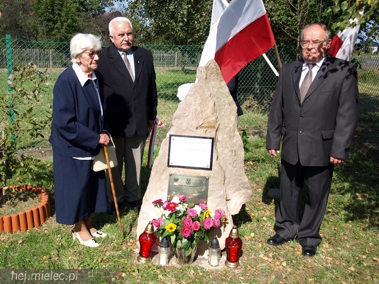Józef Wydro, Wiktor Matuszkiewicz i Jan Matuszkiewicz ? rzochowscy żołnierze uhonorowani pamiątkową tablicą