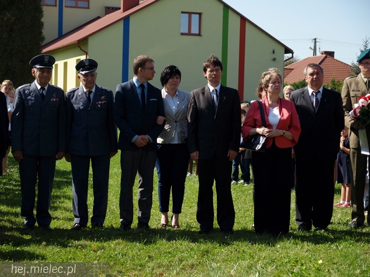 Józef Wydro, Wiktor Matuszkiewicz i Jan Matuszkiewicz ? rzochowscy żołnierze uhonorowani pamiątkową tablicą