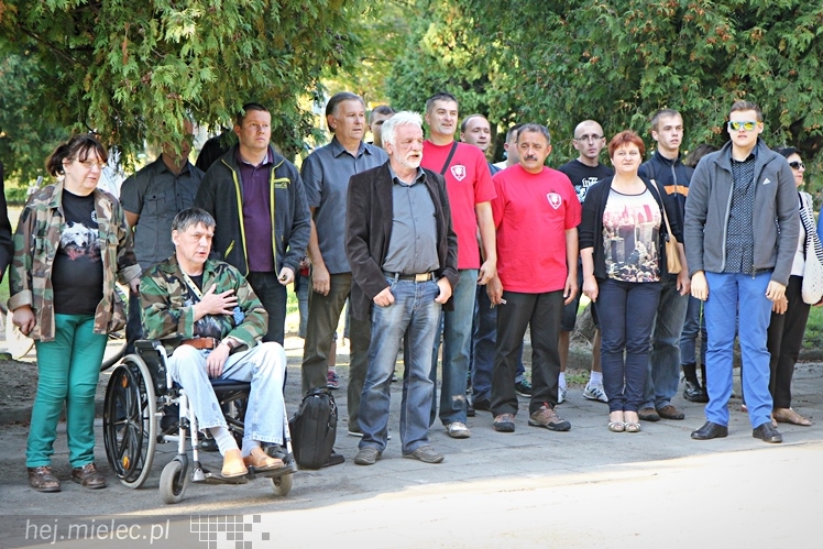 Pikieta w 75. rocznicę agresji sowieckiej: ?Nie? dla pomnika wdzięczności Armii Czerwonej