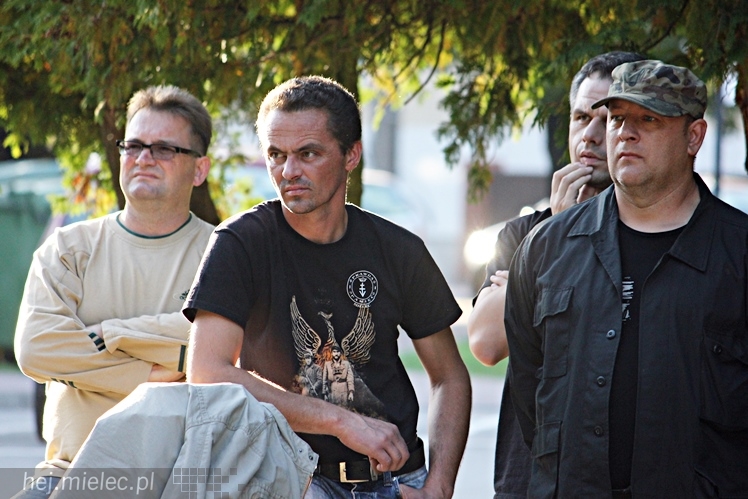 Pikieta w 75. rocznicę agresji sowieckiej: ?Nie? dla pomnika wdzięczności Armii Czerwonej