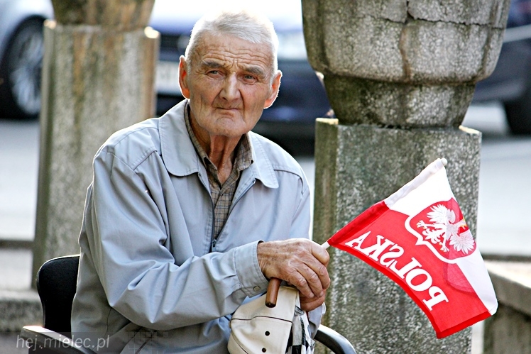 Pikieta w 75. rocznicę agresji sowieckiej: ?Nie? dla pomnika wdzięczności Armii Czerwonej
