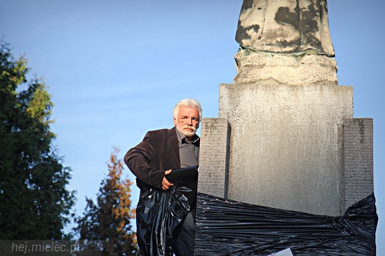 Pikieta w 75. rocznicę agresji sowieckiej: ?Nie? dla pomnika wdzięczności Armii Czerwonej