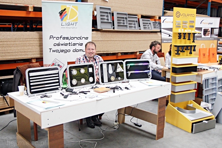 III edycja Targów Artykułów i Surowców Meblowych oraz Materiałów Wykończeniowych Wnętrz w firmie KRIS-MAT