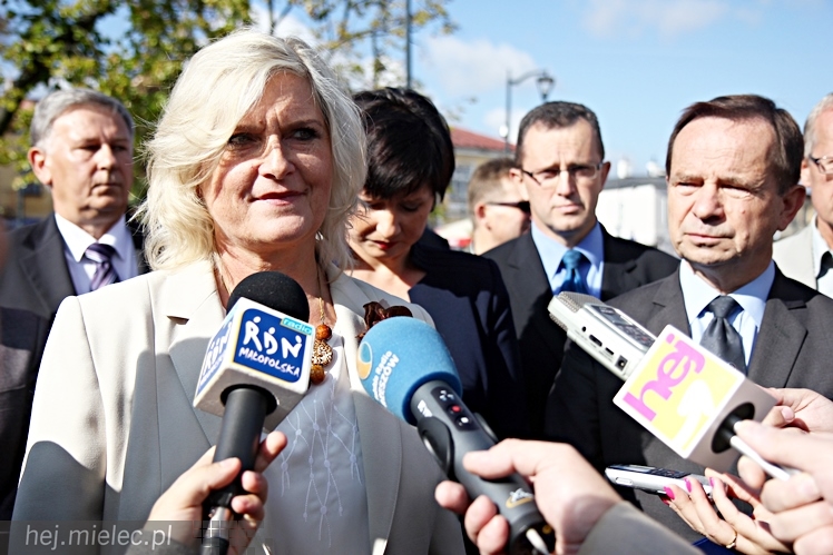 PiS przedstawił swoich kandydatów w wyborach samorządowych 2014